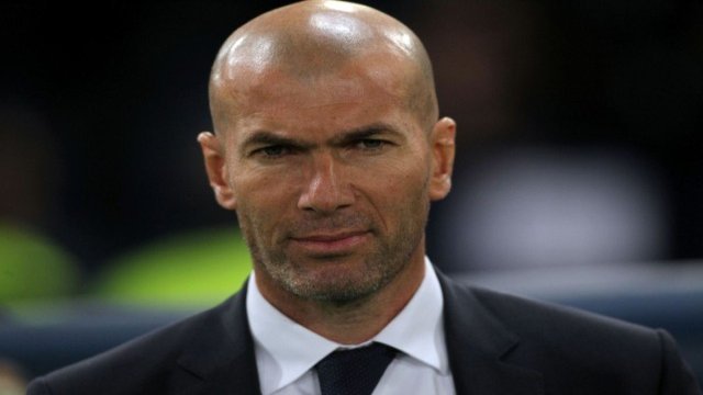 Équipe de France : Premier caprice pour Zinédine Zidane ?