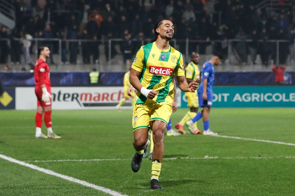 Mercato - FC Nantes : Tottenham accélère en coulisses pour Nathan Zézé !