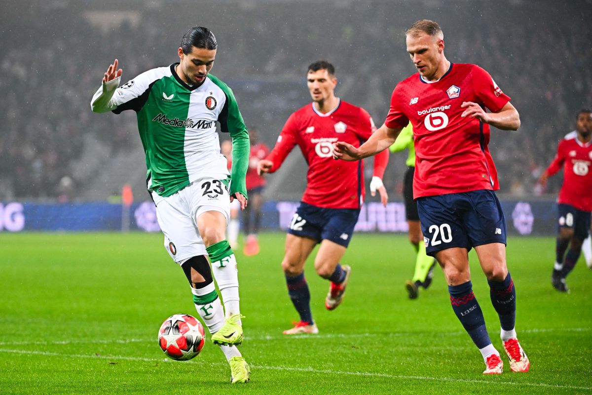 Anis HADJ MOUSSA (Feyenoord) lors du match Feyenoord vs Lille