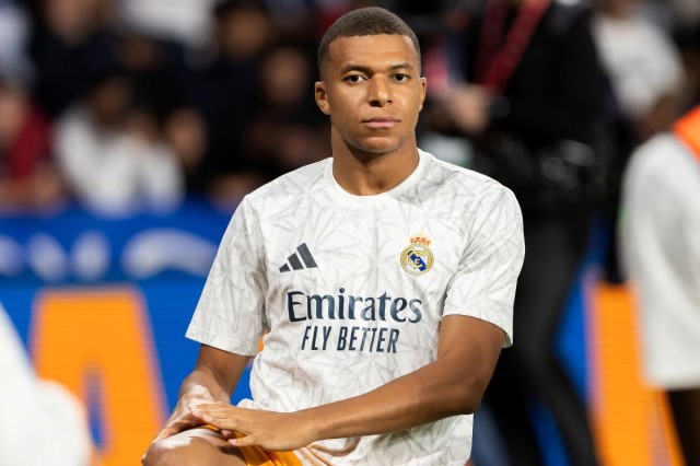 Real Madrid : Comparé à CR7, Kylian Mbappé se prend un petit tir dans le vestiaire…