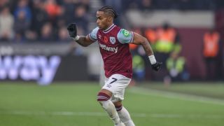 Mercato - OM : Benatia fonce sur un gros ailier de Premier League…