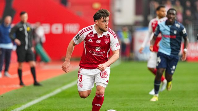 Mercato : L’OGC Nice veut déjà se venger de Grégory Lorenzi ?