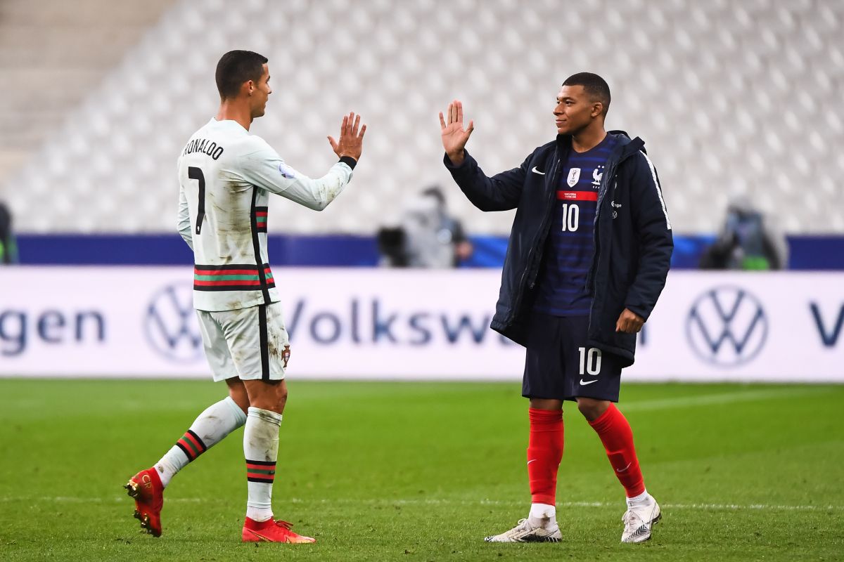 Cristiano RONALDO et Kylian MBAPPE
